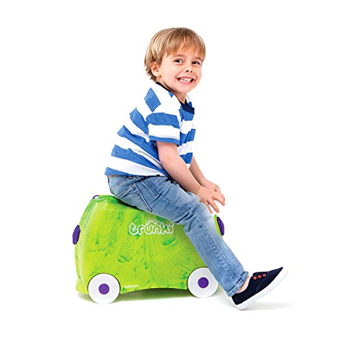 green dinosaur trunki